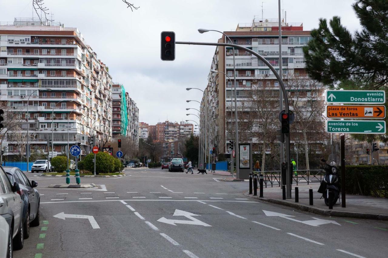 Apartamentos Duque Ventas Madrid Esterno foto
